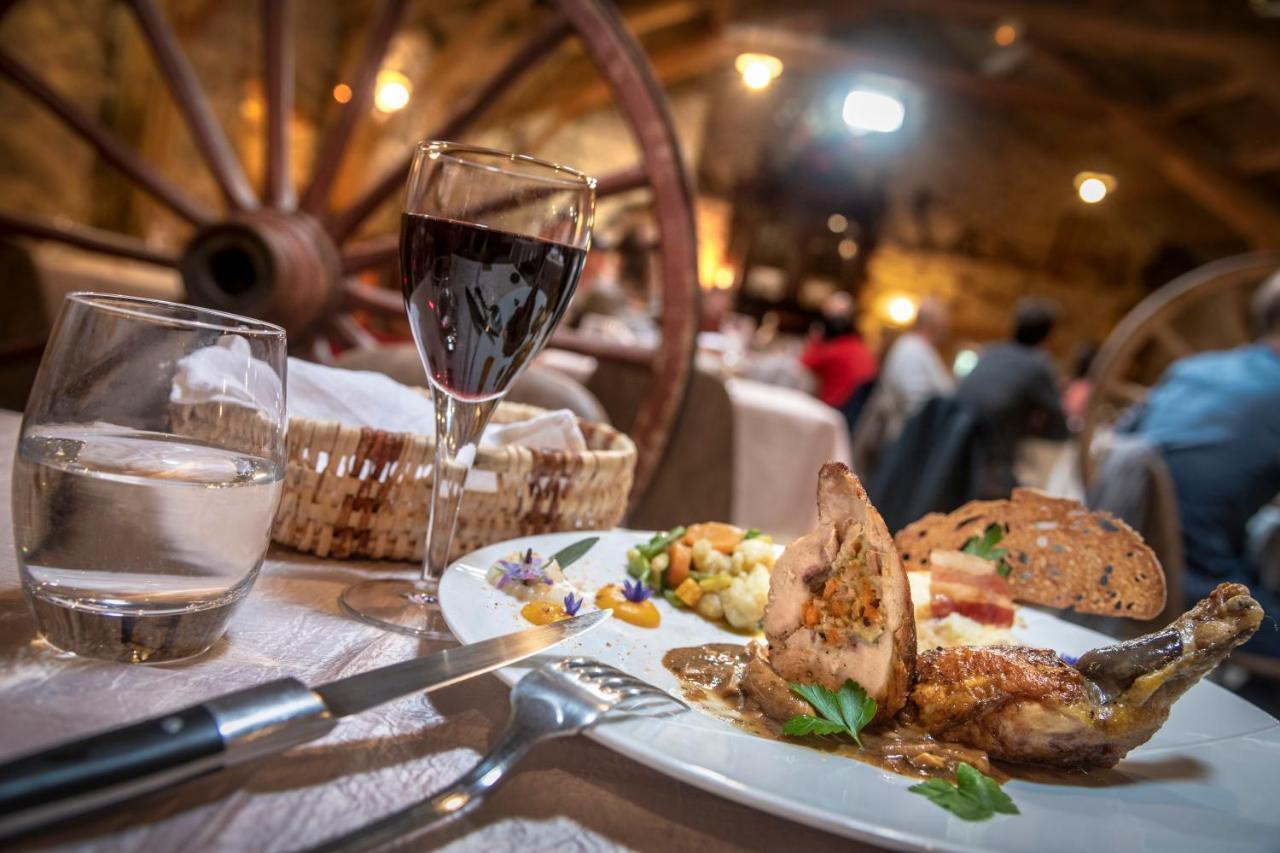 Hotel Restaurant De La Poste Et La Grange Detente, Espace Bien-Etre Châteauneuf-de-Randon المظهر الخارجي الصورة