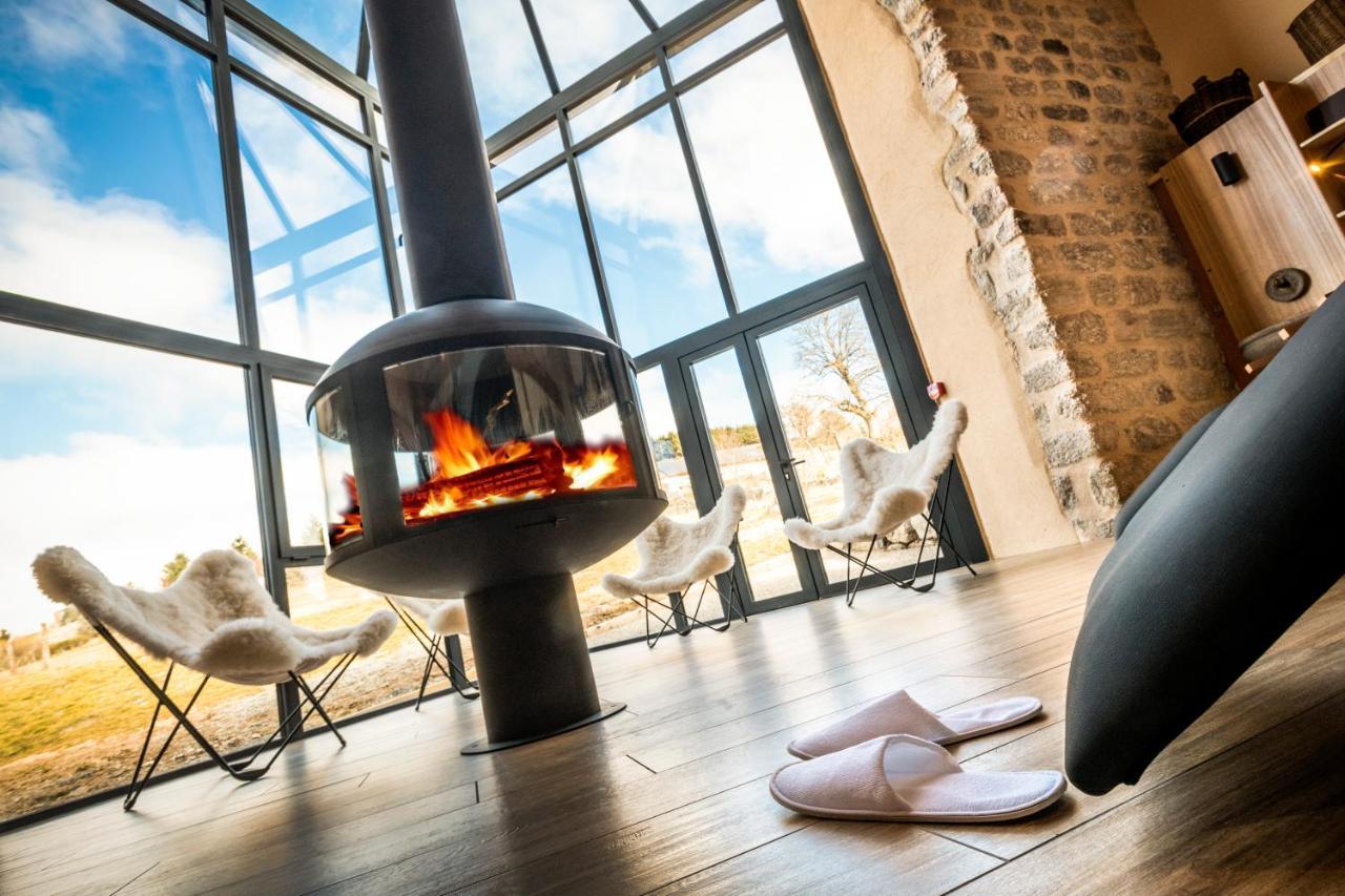 Hotel Restaurant De La Poste Et La Grange Detente, Espace Bien-Etre Châteauneuf-de-Randon المظهر الخارجي الصورة