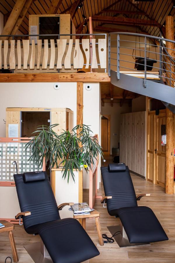 Hotel Restaurant De La Poste Et La Grange Detente, Espace Bien-Etre Châteauneuf-de-Randon المظهر الخارجي الصورة