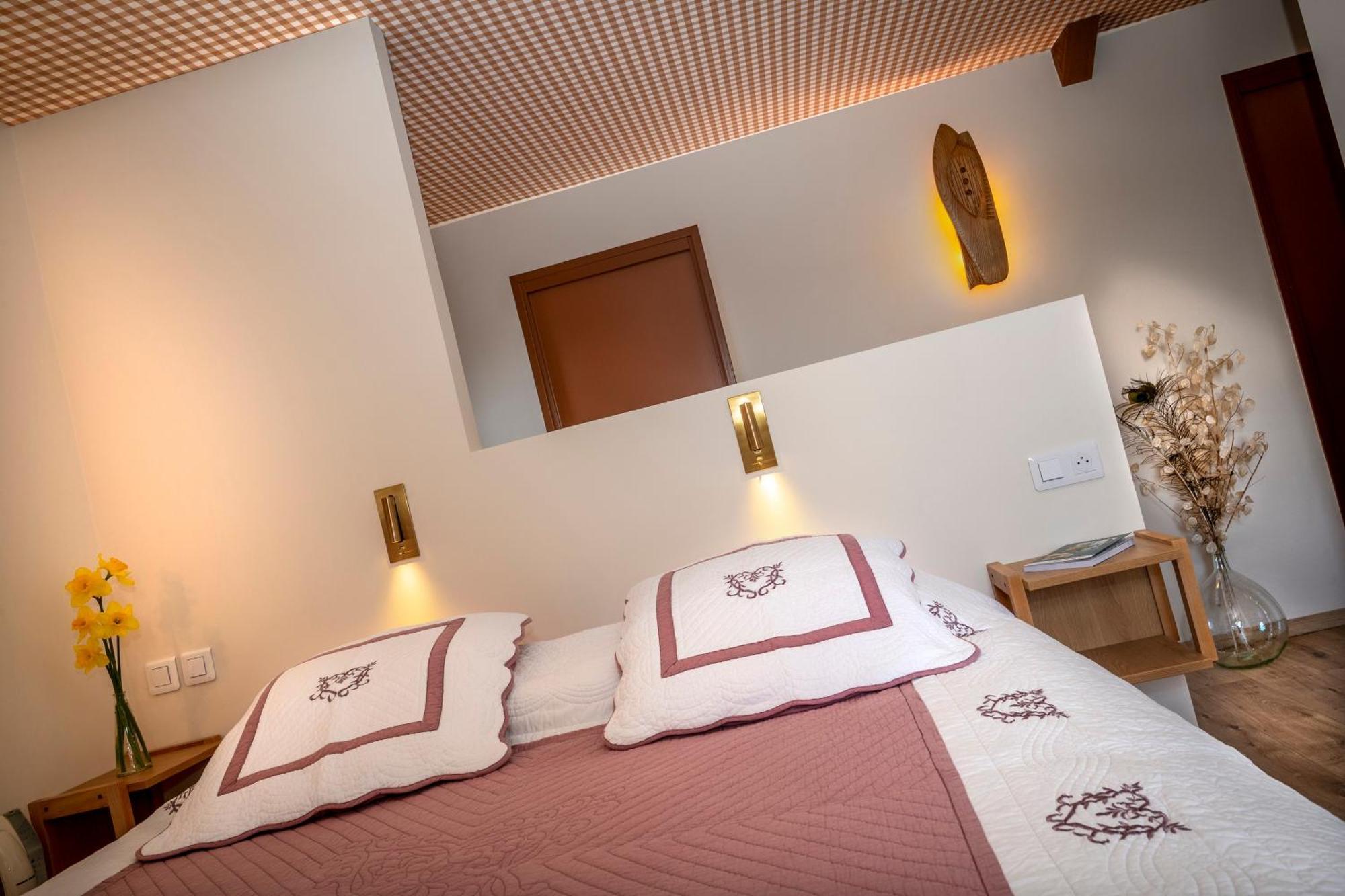 Hotel Restaurant De La Poste Et La Grange Detente, Espace Bien-Etre Châteauneuf-de-Randon الغرفة الصورة