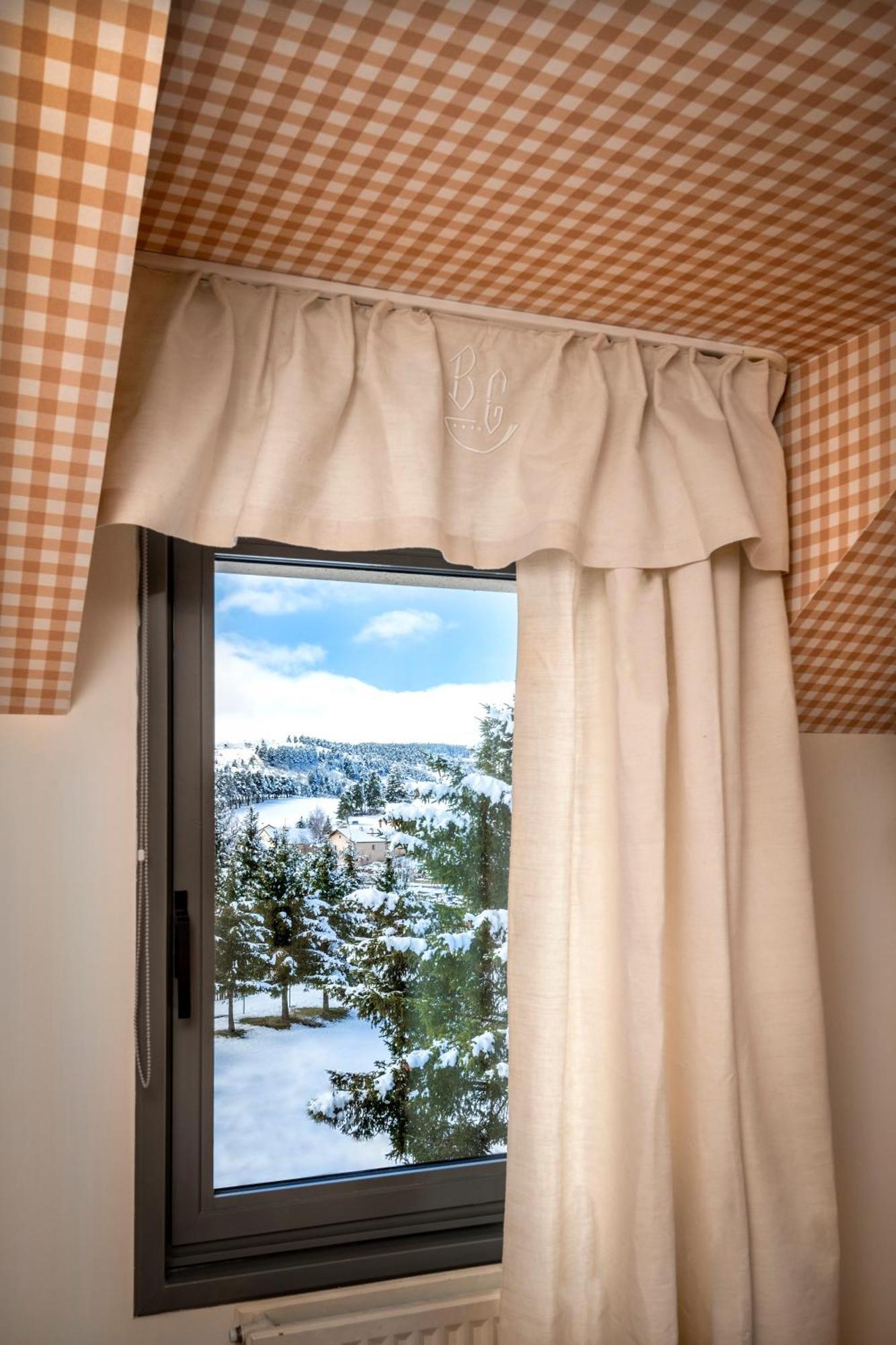 Hotel Restaurant De La Poste Et La Grange Detente, Espace Bien-Etre Châteauneuf-de-Randon الغرفة الصورة