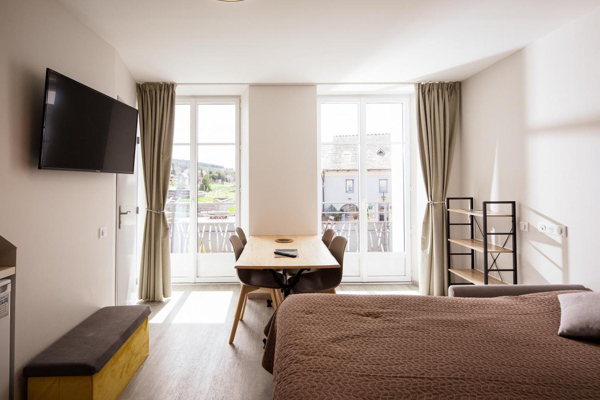 Hotel Restaurant De La Poste Et La Grange Detente, Espace Bien-Etre Châteauneuf-de-Randon الغرفة الصورة